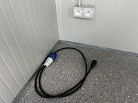 Lot 32 werfcontainer - afbeelding 5 van  14