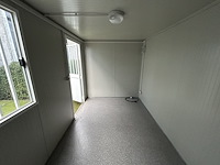 Lot 32 werfcontainer - afbeelding 6 van  14