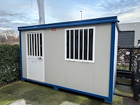 Lot 32 werfcontainer