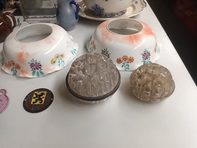 Lot 320 - brocante. 50 stuks - afbeelding 2 van  10