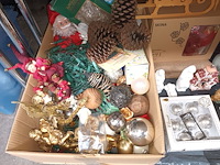 Lot 320 - kerstmateriaal en decoratie - afbeelding 4 van  4