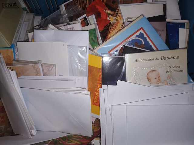 Lot 320 - wenskaarten - afbeelding 2 van  3