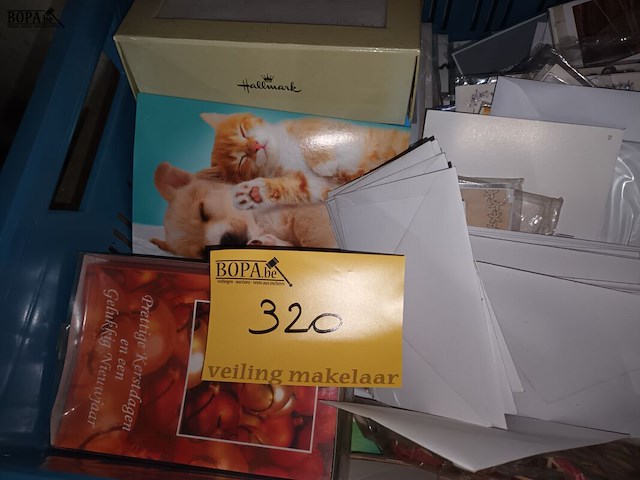 Lot 320 - wenskaarten - afbeelding 3 van  3