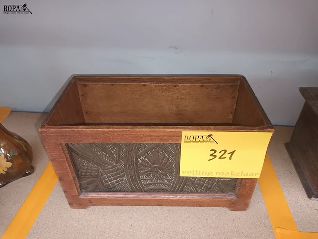 Lot 321 - art nouveau bakje - afbeelding 2 van  3