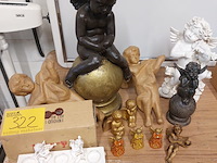 Lot 322 - diverse engelen decoratie beeldjes, ong 12 stuks - afbeelding 1 van  3