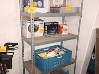 Lot 322 - metalen opbergrek - afbeelding 1 van  2