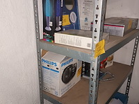 Lot 322 - metalen opbergrek - afbeelding 2 van  2