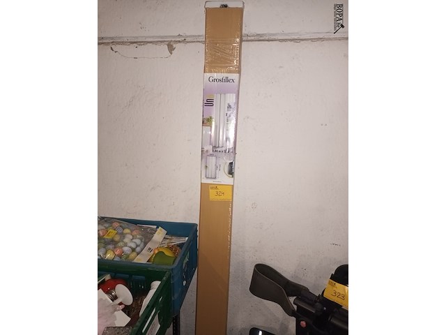 Lot 324 - accordeondeur grosfillex - afbeelding 2 van  4