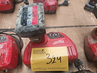 Lot 324 - accu boormachine milwaukee - afbeelding 3 van  3