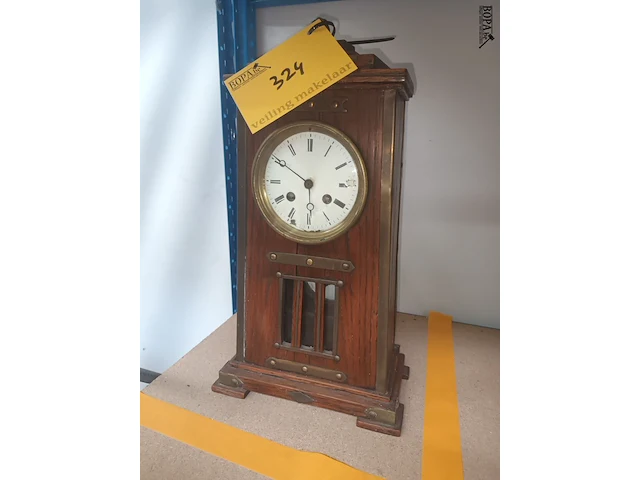 Lot 325 - kunstwerk in brons - afbeelding 4 van  6