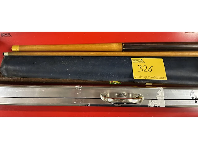 Lot 326 - lot biljartkeus - 3 stuks - afbeelding 4 van  8
