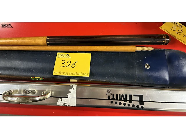 Lot 326 - lot biljartkeus - 3 stuks - afbeelding 5 van  8