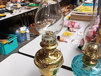 Lot 326 - olielampen. 4 stuks - afbeelding 2 van  4