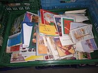 Lot 326 - wenskaarten - afbeelding 1 van  3