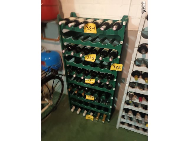 Lot 326 - wijnrek - afbeelding 1 van  2