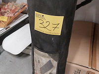 Lot 327 - zelfopblazende ligmat - afbeelding 1 van  2