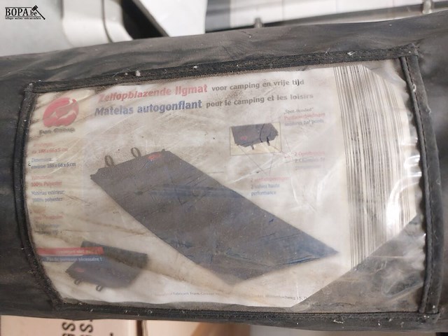 Lot 327 - zelfopblazende ligmat - afbeelding 2 van  2