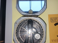 Lot 328 - compass m2 usa - afbeelding 3 van  3