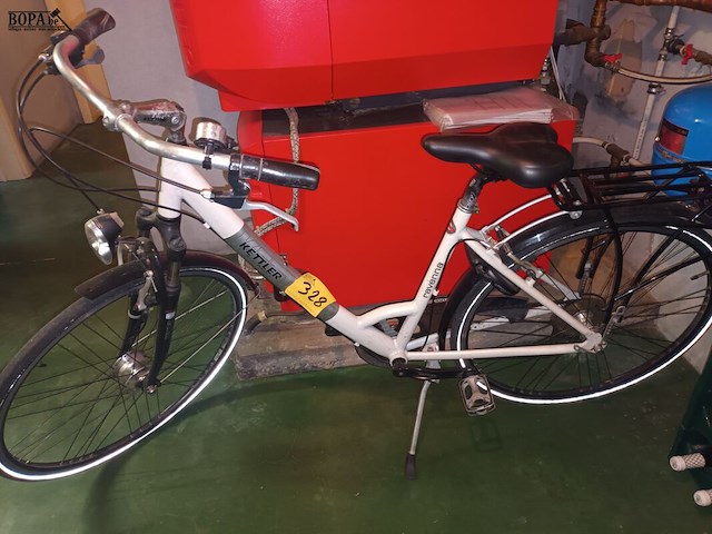 Lot 328 - damesfiets - afbeelding 1 van  4