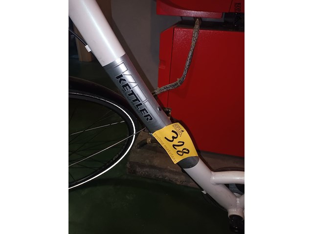 Lot 328 - damesfiets - afbeelding 2 van  4