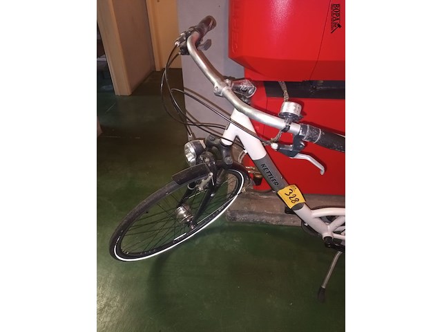 Lot 328 - damesfiets - afbeelding 4 van  4