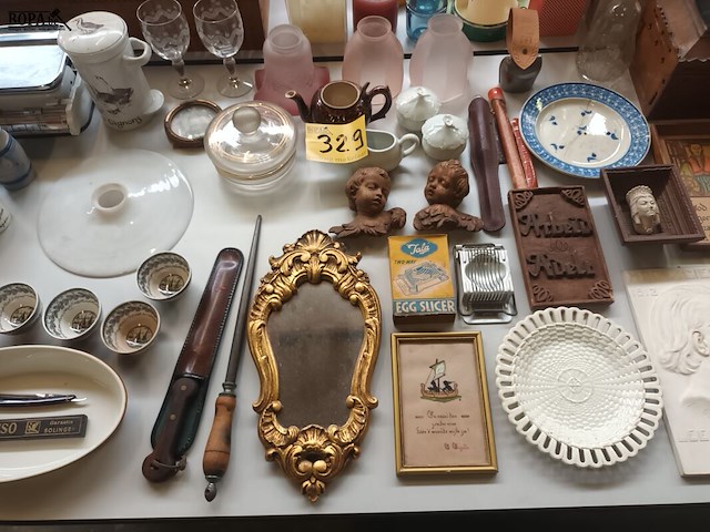 Lot 329 - brocante. 46 stuks - afbeelding 1 van  8