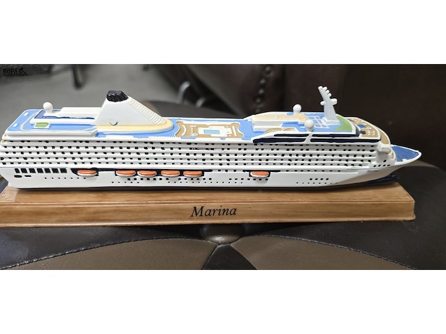 Lot 329 - miniatuur cruise schepen op schaal, 6 stuks - afbeelding 7 van  7
