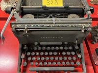 Lot 329 - retro typmachine underwood - afbeelding 1 van  2