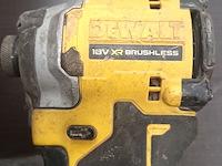Lot 33 - accu slagschroefmachine dewalt - afbeelding 2 van  4
