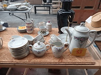 Lot 33 - bavaria koffieservies. 27 stuks - afbeelding 1 van  5