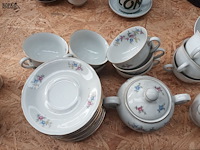 Lot 33 - bavaria koffieservies. 27 stuks - afbeelding 2 van  5