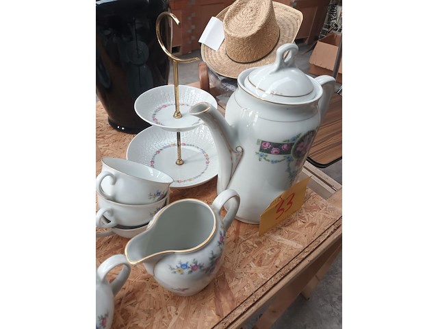 Lot 33 - bavaria koffieservies. 27 stuks - afbeelding 3 van  5