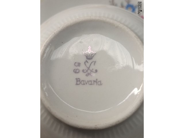 Lot 33 - bavaria koffieservies. 27 stuks - afbeelding 4 van  5