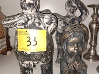 Lot 33 - beelden. 4 stuks - afbeelding 1 van  4