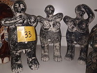 Lot 33 - beelden. 4 stuks - afbeelding 3 van  4