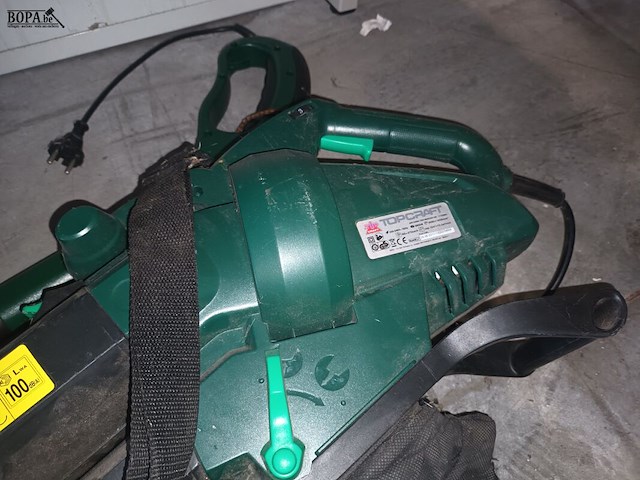 Lot 33 - bladblazer en kantenmaaier - afbeelding 2 van  4