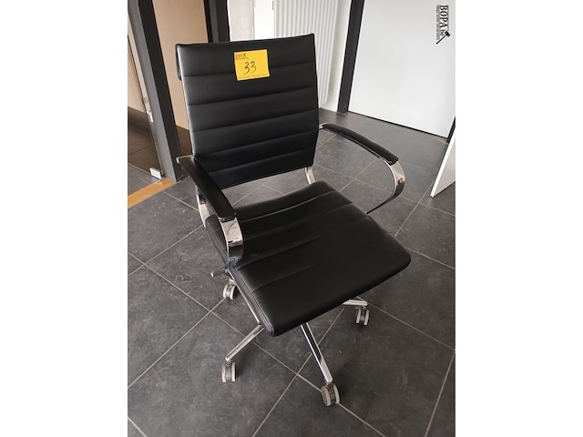 Lot 33 - bureaustoel - afbeelding 1 van  3