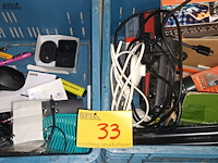 Lot 33 - diversen. 2 bakken - afbeelding 1 van  10