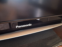 Lot 33 - flat tv panasonic - afbeelding 2 van  2