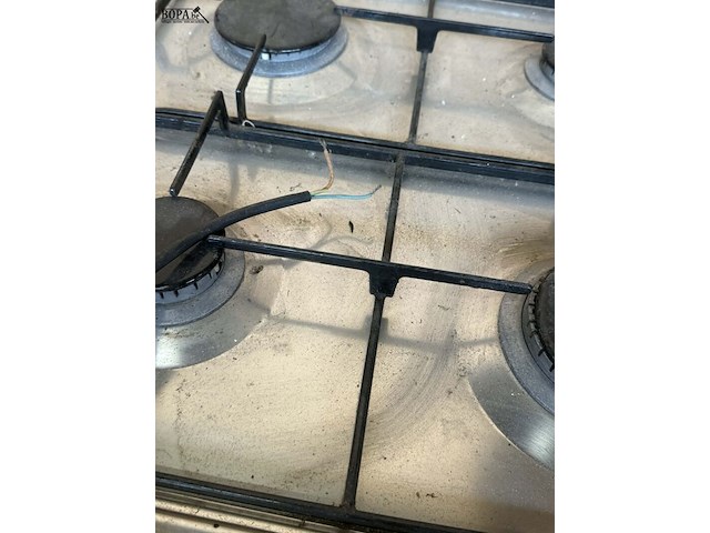 Lot 33 - inbouw gaskookplaat 4 branders op aardgas - afbeelding 2 van  2