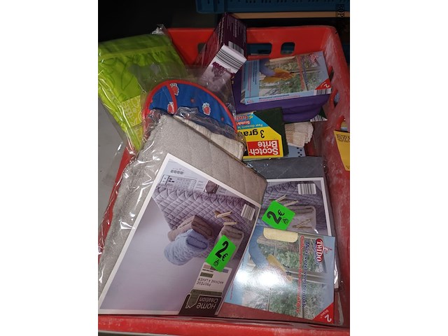 Lot 33 - linnen en poetsmateriaal - afbeelding 2 van  7