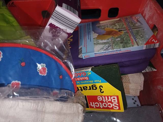 Lot 33 - linnen en poetsmateriaal - afbeelding 3 van  7