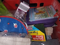 Lot 33 - linnen en poetsmateriaal - afbeelding 3 van  7