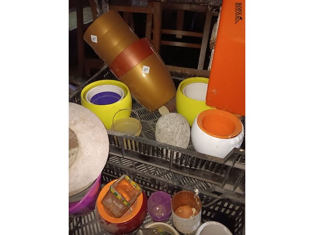 Lot 33 - lot bloempotjes - afbeelding 3 van  4