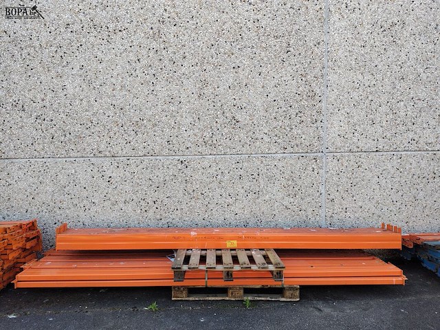 Lot 33 - palletliggers - 16 stuks - afbeelding 1 van  4