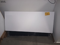 Lot 33 - radiator - afbeelding 1 van  3