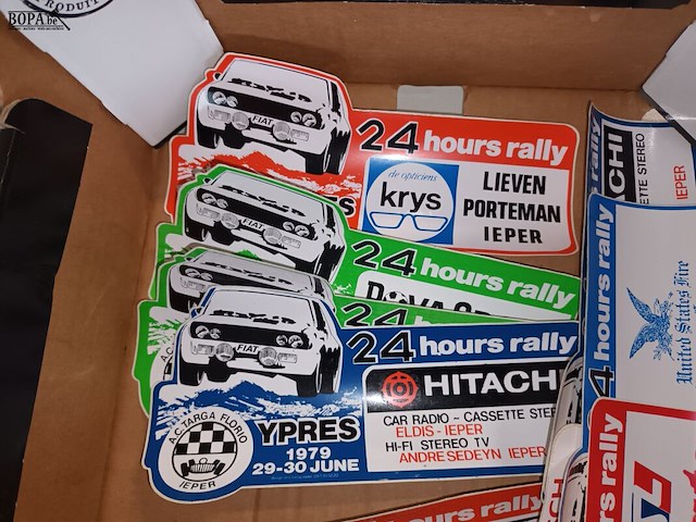 Lot 33 - rally ieper stickers, jaren ‘70. 21 stuks - afbeelding 3 van  5