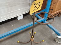 Lot 33 - retro plantenstaander - afbeelding 2 van  4