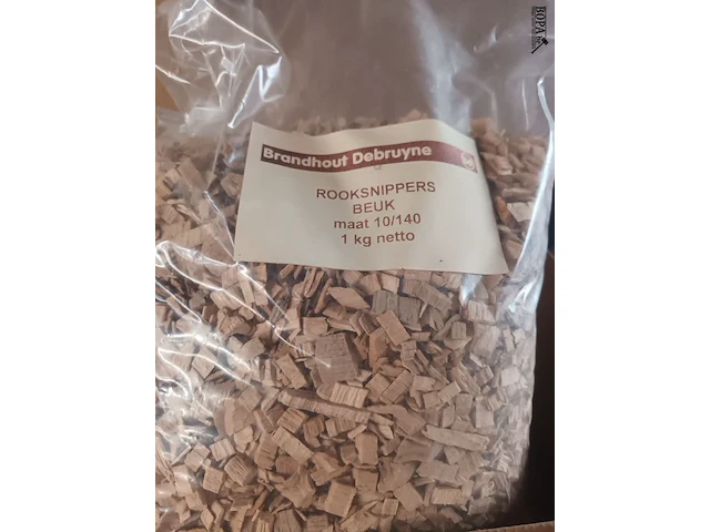 Lot 33 - rookhout snippers beuk 1 kg. 19 stuks - afbeelding 2 van  2