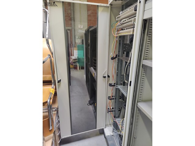 Lot 33 - serverkast alcatel - afbeelding 6 van  7